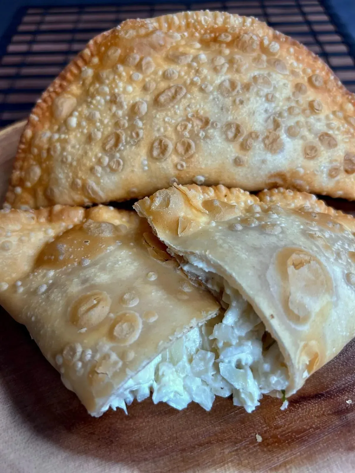 Pastel de Queijo com Frango e Palmito