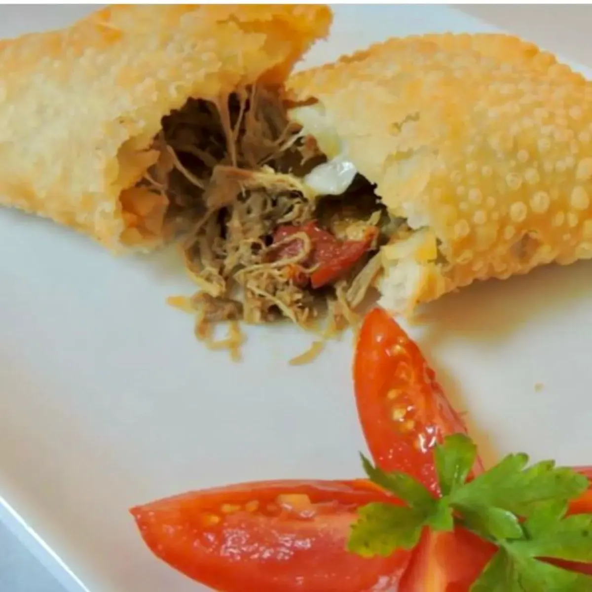 Pastel de Carne Seca com Tomate Seco