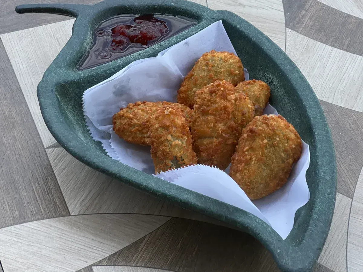 Armadillo Eggs