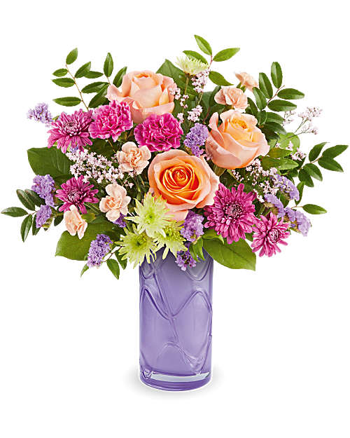 Teleflora's Pretty Daydream Bouquet