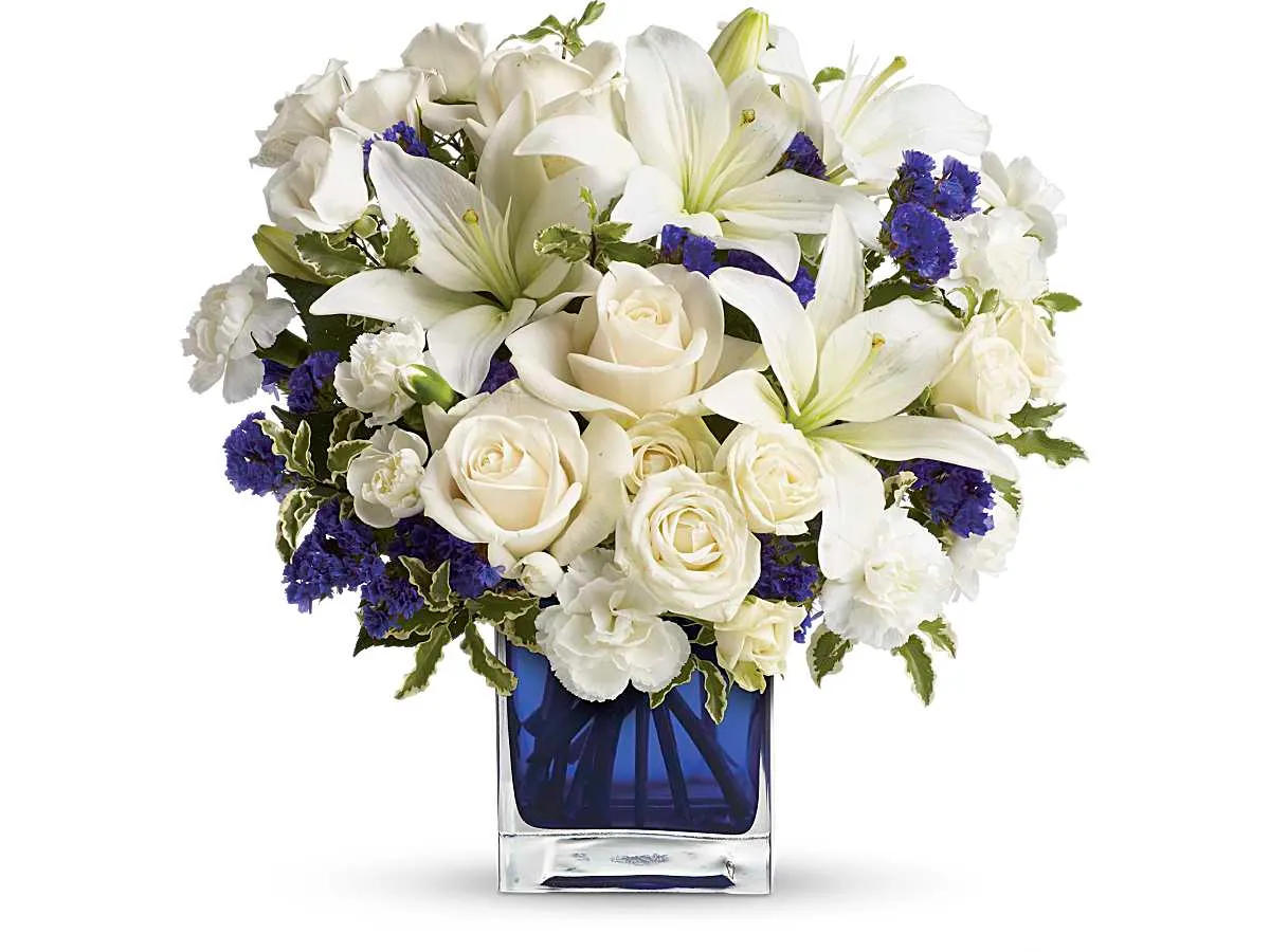 Sapphire Skies Bouquet — Deluxe