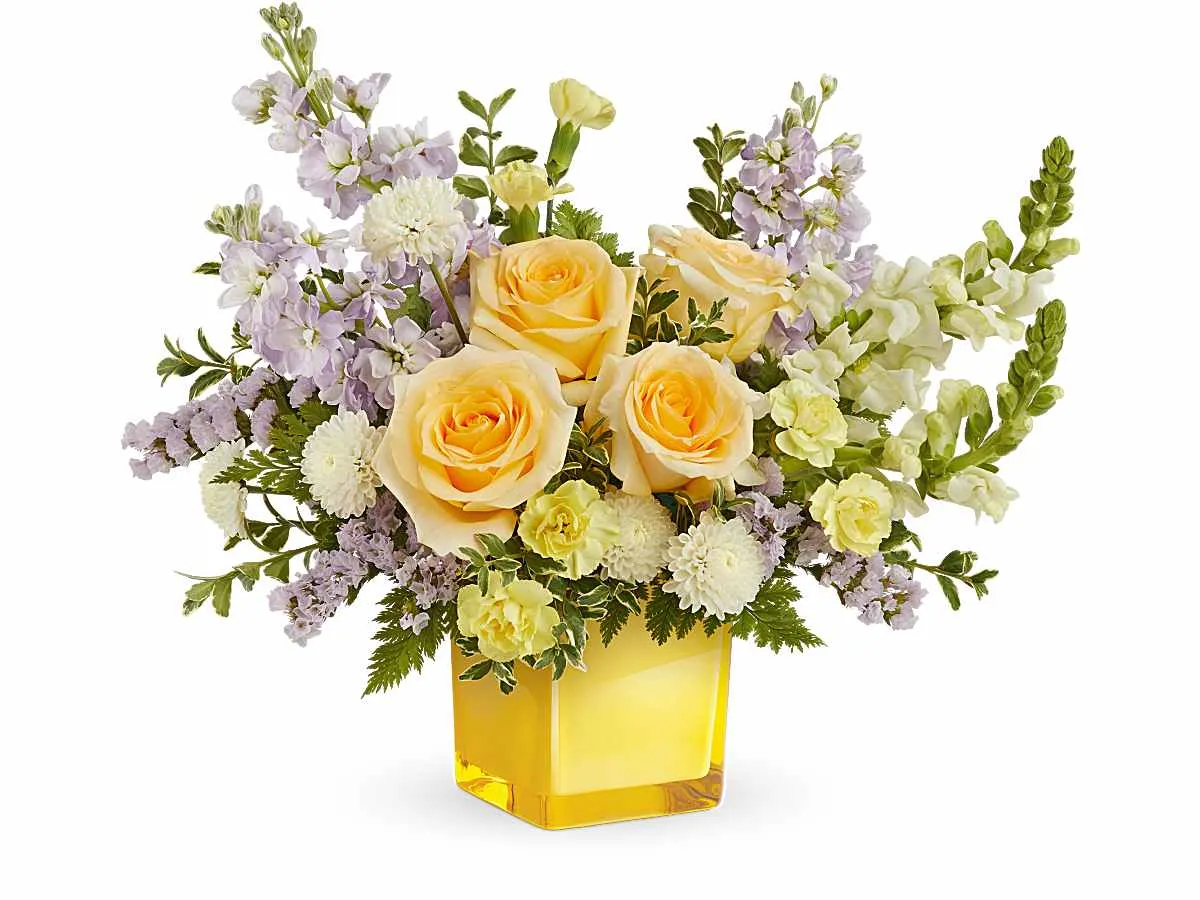 Sunshine Dreams Bouquet — Deluxe